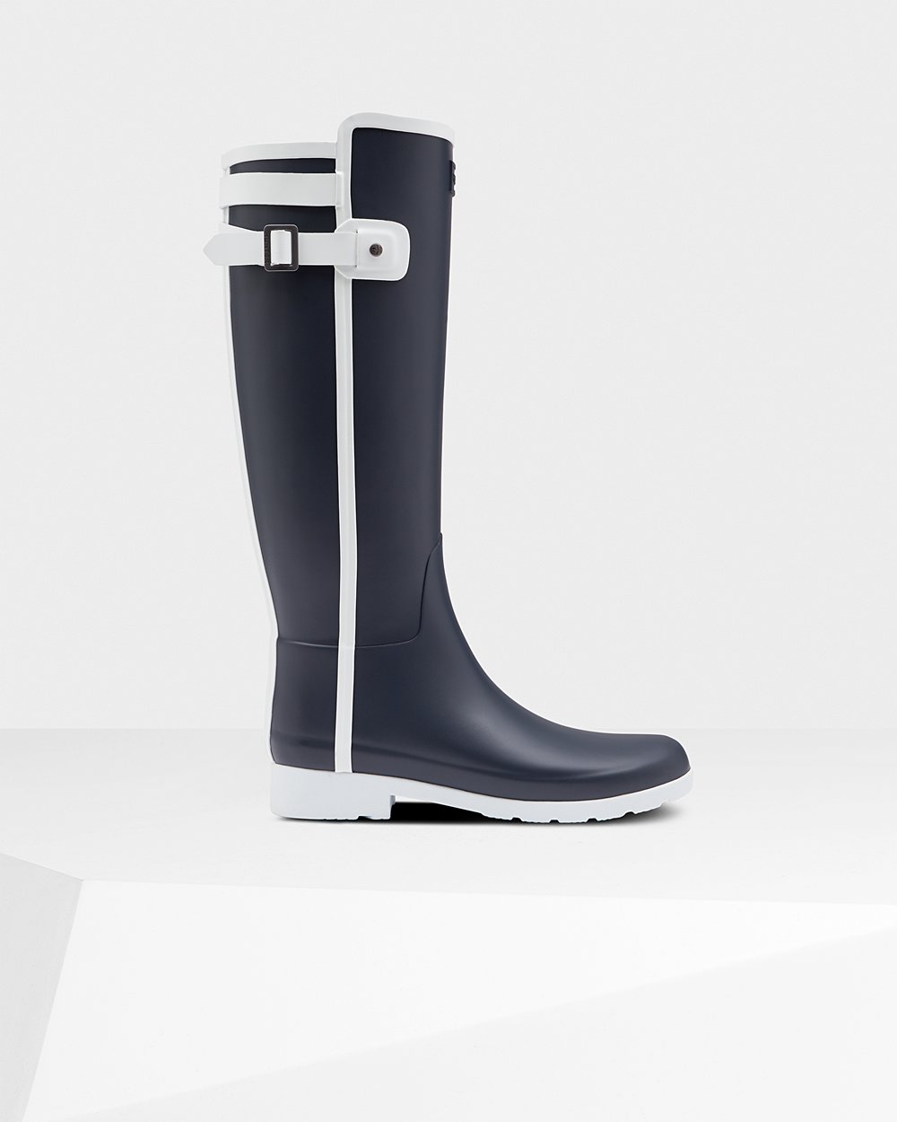 Galochas Altas Hunter Feminina Azul Marinho/Branco - Refined Slim Fit Contrast - 15RWVMYIA